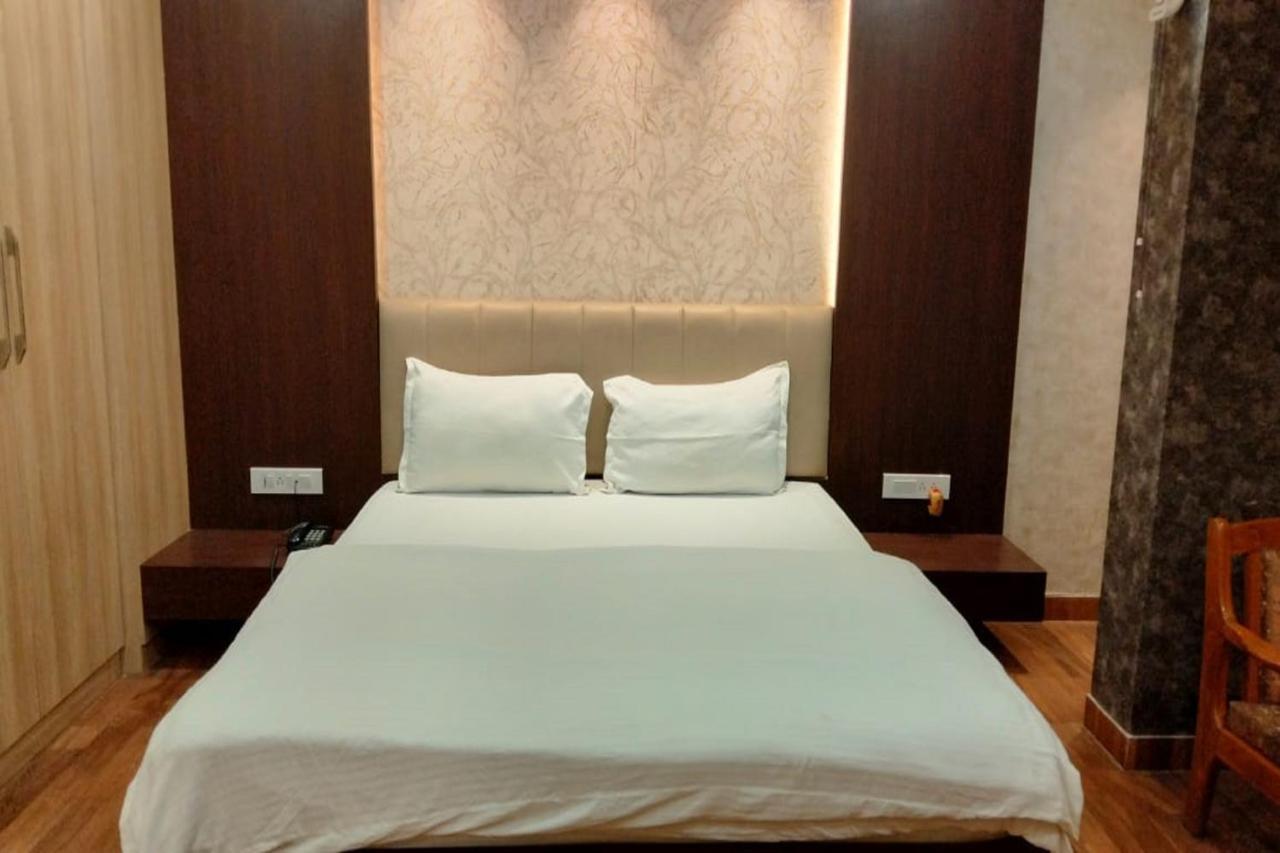 Hotel Park Regency Gorakhpur Dış mekan fotoğraf