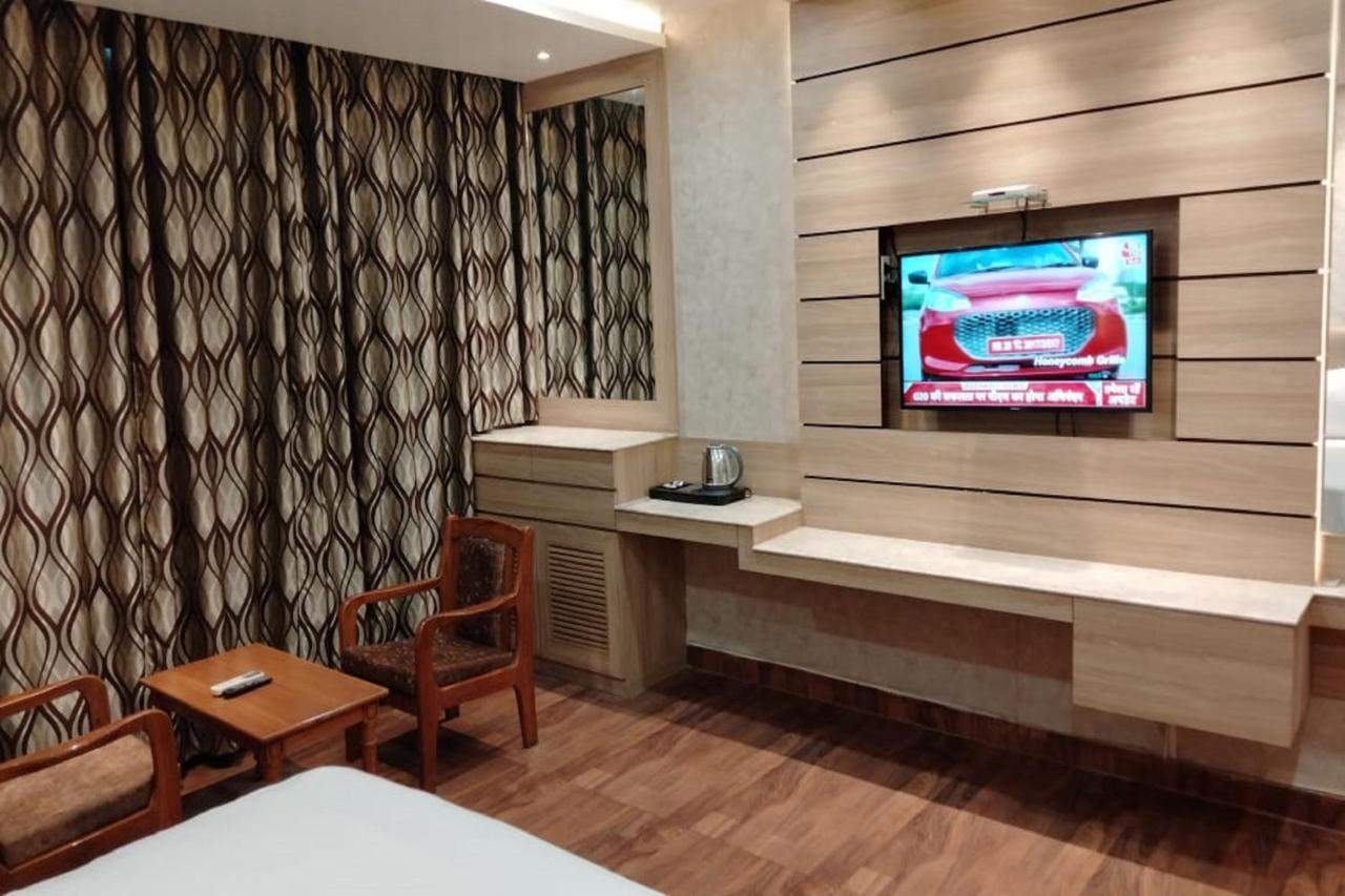 Hotel Park Regency Gorakhpur Dış mekan fotoğraf