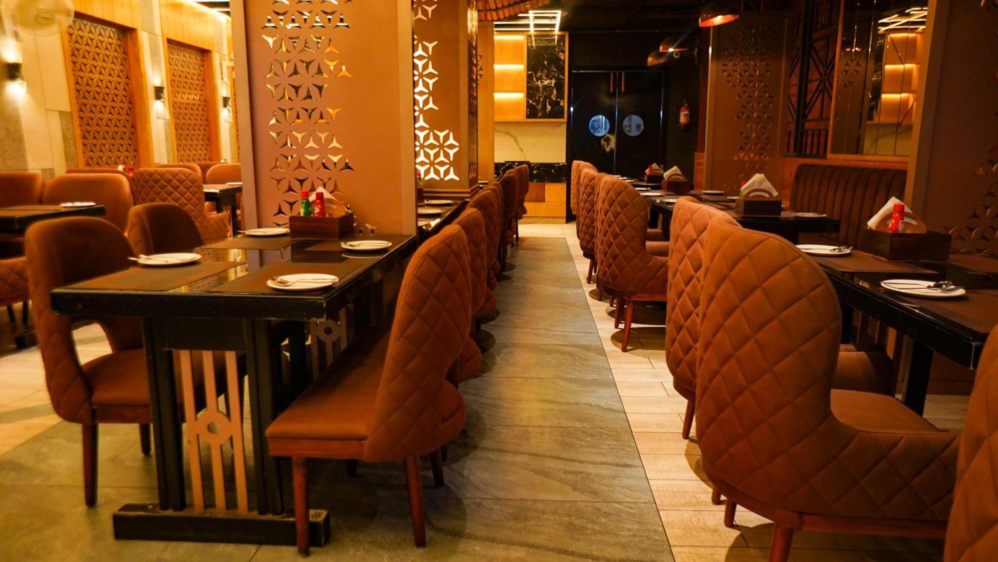 Hotel Park Regency Gorakhpur Dış mekan fotoğraf